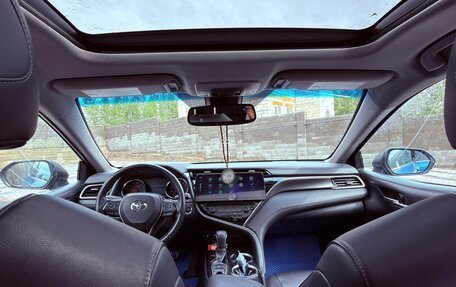 Toyota Camry, 2017 год, 1 699 000 рублей, 20 фотография