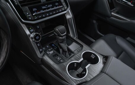 Toyota Land Cruiser, 2026 год, 13 990 000 рублей, 15 фотография