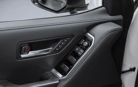 Toyota Land Cruiser, 2026 год, 13 990 000 рублей, 27 фотография
