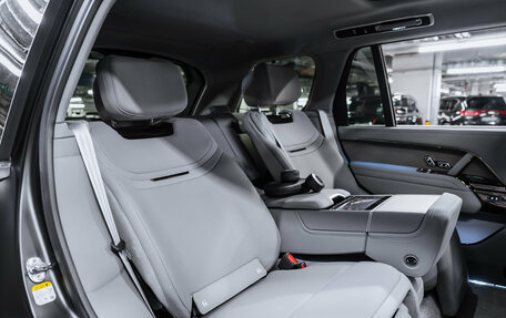 Land Rover Range Rover IV рестайлинг, 2025 год, 35 500 000 рублей, 23 фотография