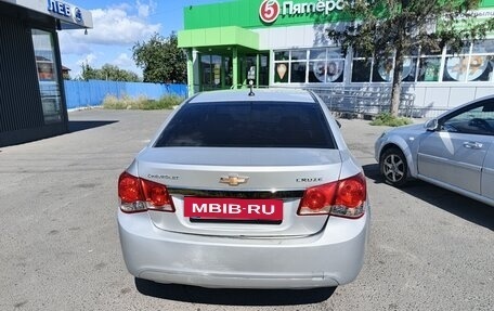 Chevrolet Cruze II, 2011 год, 380 000 рублей, 8 фотография