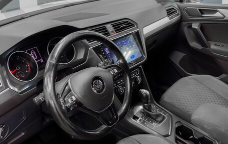 Volkswagen Tiguan II, 2018 год, 1 849 900 рублей, 7 фотография