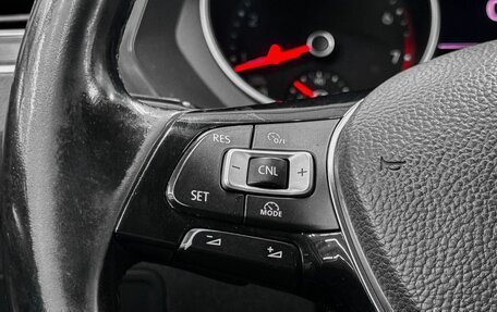 Volkswagen Tiguan II, 2018 год, 1 849 900 рублей, 13 фотография