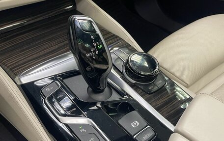 BMW 6 серия, 2019 год, 3 390 000 рублей, 20 фотография