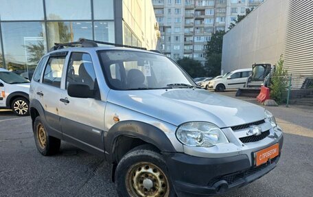 Chevrolet Niva I рестайлинг, 2010 год, 249 000 рублей, 2 фотография