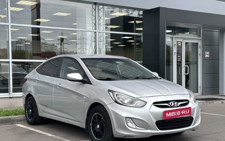 Hyundai Solaris II рестайлинг, 2012 год, 710 000 рублей, 1 фотография