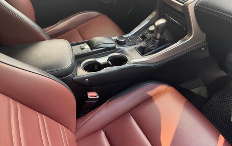 Lexus NX I, 2017 год, 2 780 000 рублей, 11 фотография