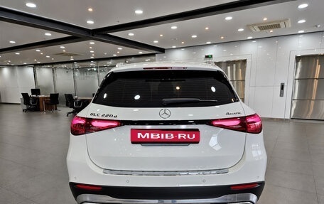 Mercedes-Benz GLC, 2024 год, 6 562 000 рублей, 5 фотография