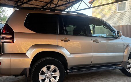 Toyota Land Cruiser Prado 120 рестайлинг, 2005 год, 1 930 000 рублей, 2 фотография