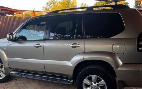 Toyota Land Cruiser Prado 120 рестайлинг, 2005 год, 1 930 000 рублей, 4 фотография