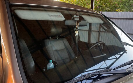 Toyota Land Cruiser Prado 120 рестайлинг, 2005 год, 1 930 000 рублей, 12 фотография