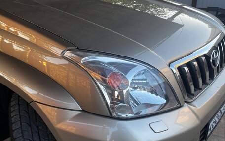Toyota Land Cruiser Prado 120 рестайлинг, 2005 год, 1 930 000 рублей, 11 фотография