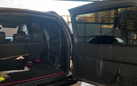 Toyota Land Cruiser Prado 120 рестайлинг, 2005 год, 1 930 000 рублей, 14 фотография