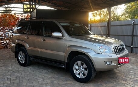 Toyota Land Cruiser Prado 120 рестайлинг, 2005 год, 1 930 000 рублей, 8 фотография