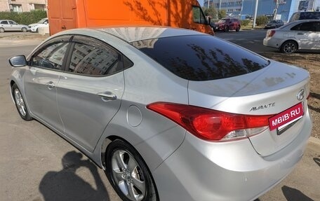 Hyundai Avante, 2011 год, 870 000 рублей, 4 фотография