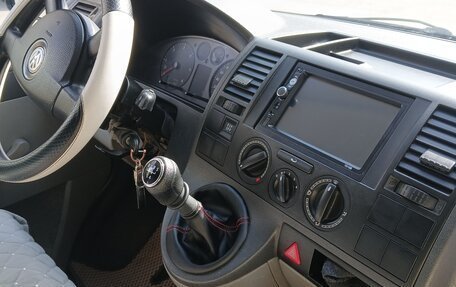 Volkswagen Transporter T5 рестайлинг, 2009 год, 850 000 рублей, 12 фотография