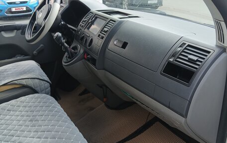 Volkswagen Transporter T5 рестайлинг, 2009 год, 850 000 рублей, 6 фотография