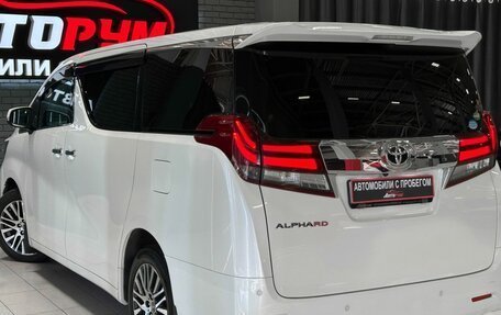 Toyota Alphard III, 2017 год, 3 400 000 рублей, 9 фотография