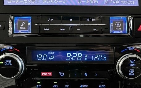 Toyota Alphard III, 2017 год, 3 400 000 рублей, 24 фотография