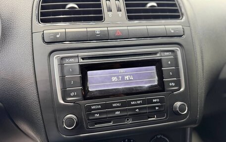 Volkswagen Polo VI (EU Market), 2015 год, 895 000 рублей, 19 фотография