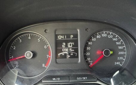 Volkswagen Polo VI (EU Market), 2015 год, 895 000 рублей, 22 фотография