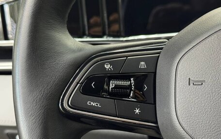 Geely Atlas, 2024 год, 2 650 000 рублей, 21 фотография