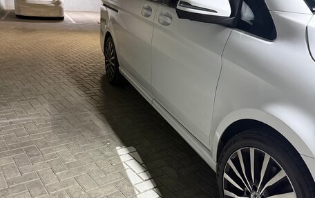 Mercedes-Benz V-Класс, 2019 год, 5 500 000 рублей, 6 фотография