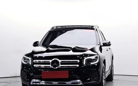 Mercedes-Benz GLB, 2023 год, 4 388 000 рублей, 3 фотография