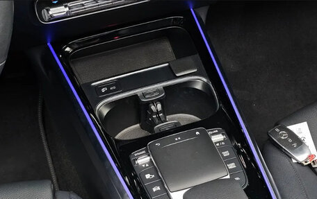 Mercedes-Benz GLB, 2023 год, 4 388 000 рублей, 17 фотография