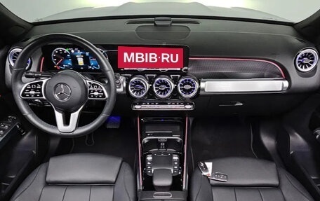 Mercedes-Benz GLB, 2023 год, 4 388 000 рублей, 11 фотография