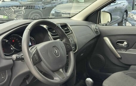 Renault Sandero II рестайлинг, 2015 год, 999 000 рублей, 11 фотография