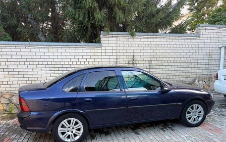 Opel Vectra B рестайлинг, 1997 год, 285 000 рублей, 3 фотография
