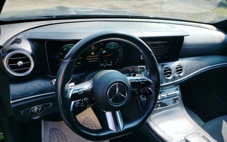 Mercedes-Benz E-Класс, 2018 год, 1 809 400 рублей, 1 фотография