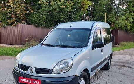 Renault Kangoo II рестайлинг, 2007 год, 235 000 рублей, 1 фотография