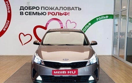 KIA Rio IV, 2021 год, 1 570 000 рублей, 2 фотография