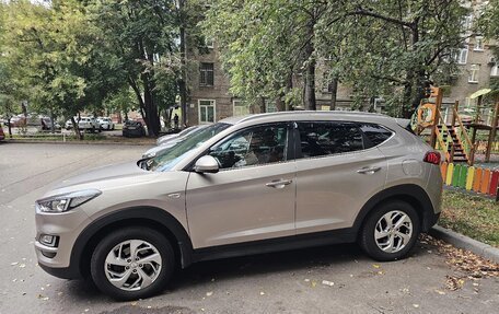Hyundai Tucson III, 2019 год, 1 980 000 рублей, 2 фотография