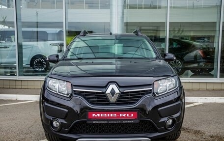 Renault Sandero II рестайлинг, 2017 год, 1 088 000 рублей, 2 фотография