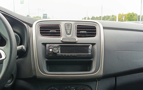 Renault Logan II, 2021 год, 915 000 рублей, 18 фотография