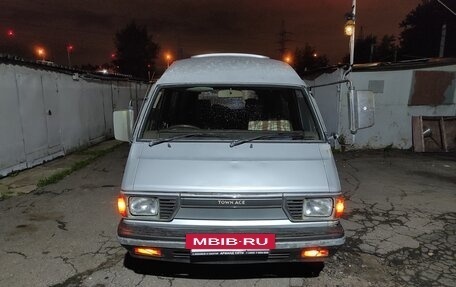 Toyota Town Ace I, 1981 год, 200 000 рублей, 8 фотография