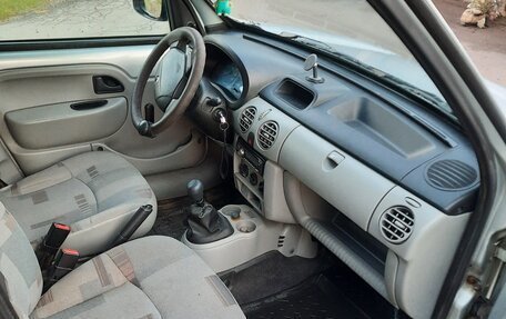 Renault Kangoo II рестайлинг, 2007 год, 235 000 рублей, 12 фотография