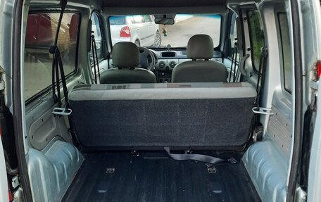 Renault Kangoo II рестайлинг, 2007 год, 235 000 рублей, 15 фотография