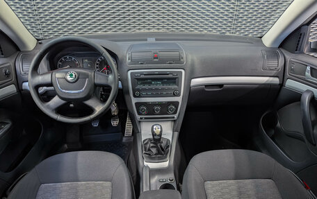Skoda Octavia, 2010 год, 599 000 рублей, 12 фотография