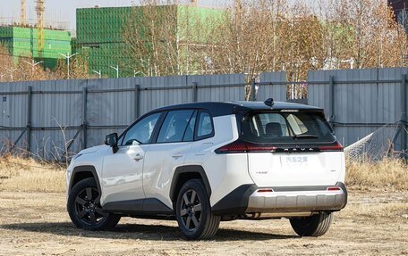 Toyota RAV4, 2026 год, 4 275 000 рублей, 4 фотография