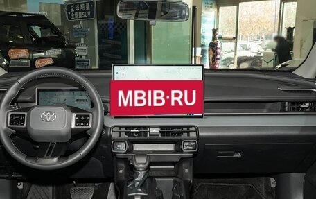 Toyota RAV4, 2026 год, 4 275 000 рублей, 9 фотография