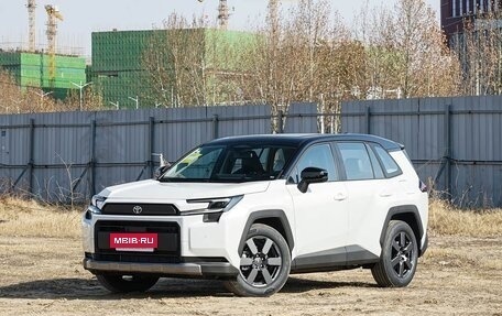 Toyota RAV4, 2026 год, 4 275 000 рублей, 2 фотография