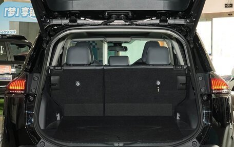 Toyota RAV4, 2026 год, 4 275 000 рублей, 23 фотография