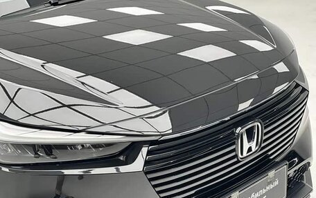 Honda Vezel, 2023 год, 1 770 000 рублей, 5 фотография