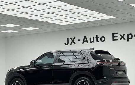 Honda Vezel, 2023 год, 1 770 000 рублей, 12 фотография