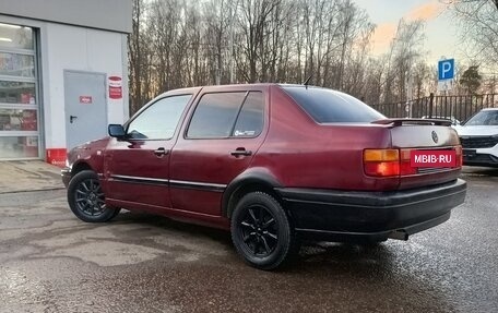 Volkswagen Vento, 1993 год, 165 000 рублей, 14 фотография