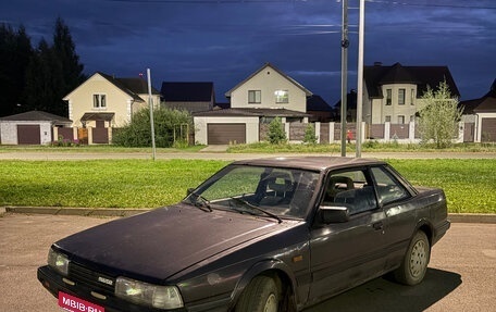 Mazda 626, 1985 год, 98 000 рублей, 1 фотография